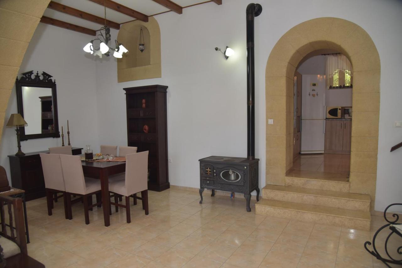 Kamara Traditional House
